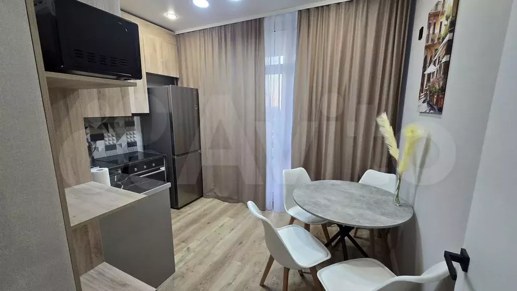 2-к. квартира, 60 м, 9/20 эт. - Фото 0