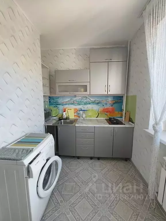 1-к кв. Ленинградская область, Тихвин 2-й мкр, 1 (36.0 м) - Фото 1