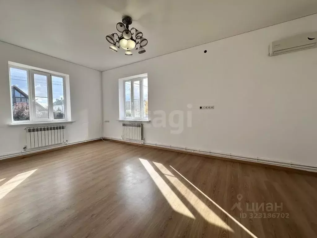 Дом в Краснодарский край, Ейск ул. Космонавтов (106 м) - Фото 2