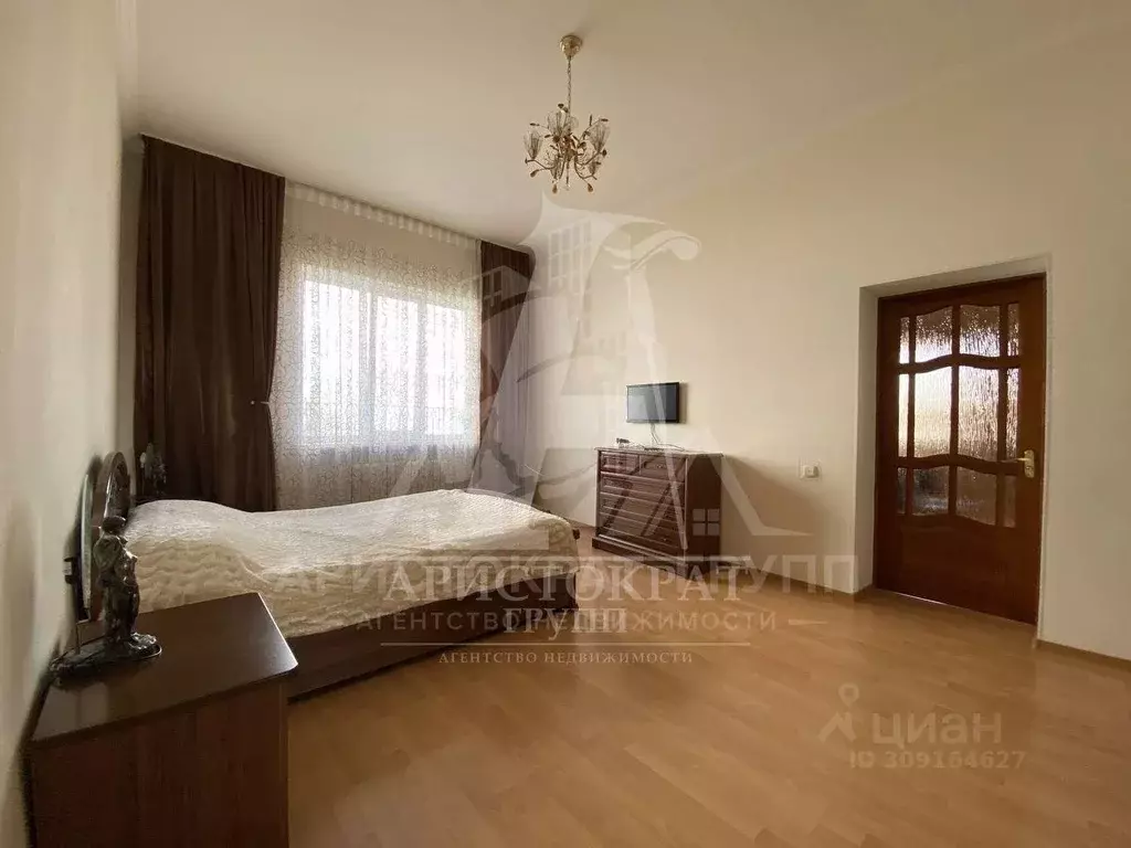 Дом в Ставропольский край, Пятигорск ул. Нежнова, 31 (310 м) - Фото 1