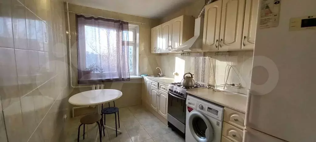 3-к. квартира, 61 м, 8/9 эт. - Фото 0