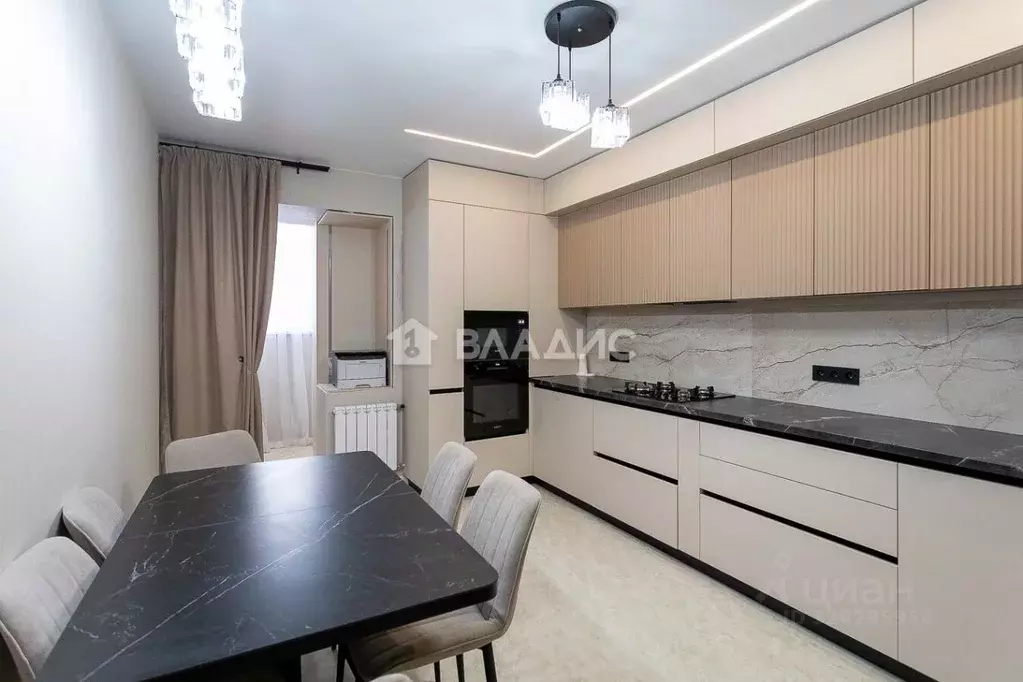 3-к кв. Владимирская область, Владимир ул. Родионовка, 4 (107.0 м) - Фото 2