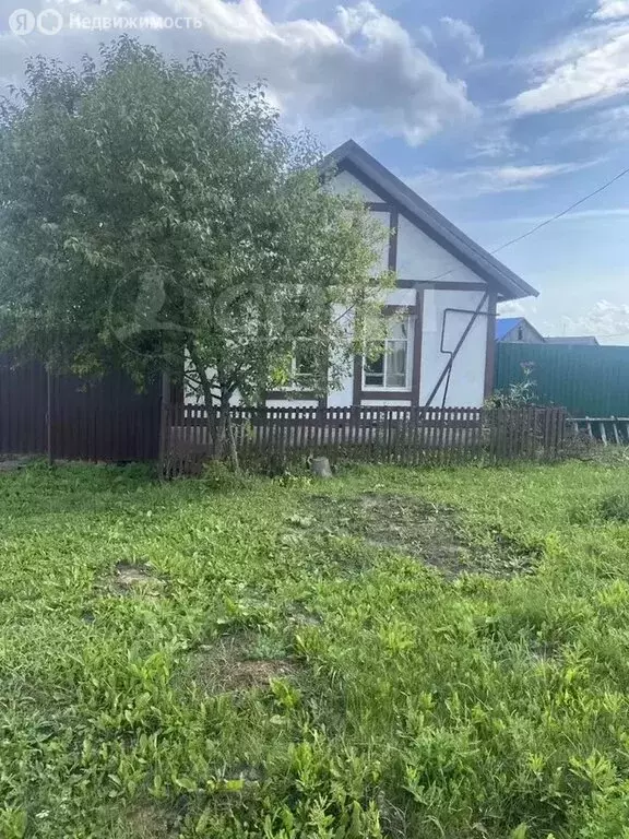 Дом в Тюменская область, Омутинский муниципальный округ, село Большой ... - Фото 1
