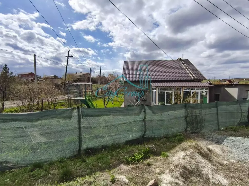 Дом в Оренбургская область, пос. Аккермановка ул. Клубная, 24А (124 м) - Фото 1