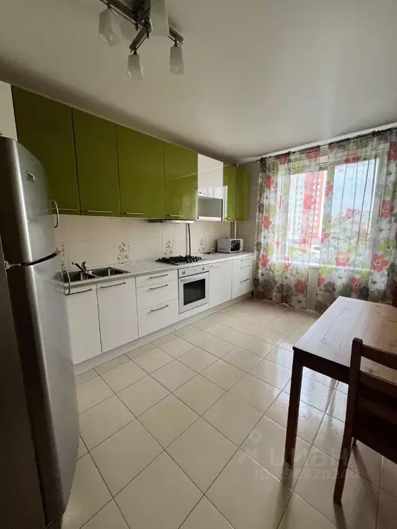 2-к кв. Башкортостан, Уфа ул. Зайнаб Биишевой, 15 (60.0 м) - Фото 1