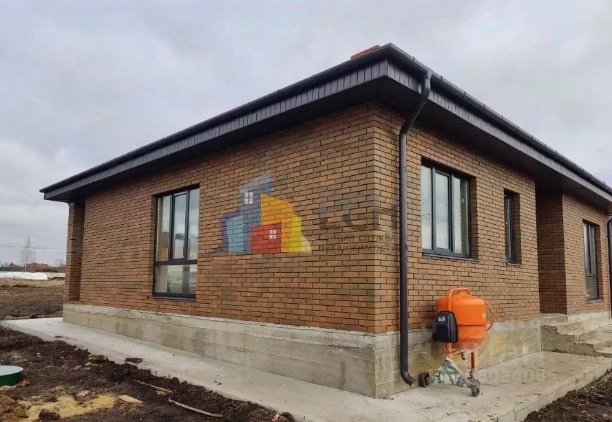 Дом в Тульская область, Щекинский район, Огаревское муниципальное ... - Фото 1