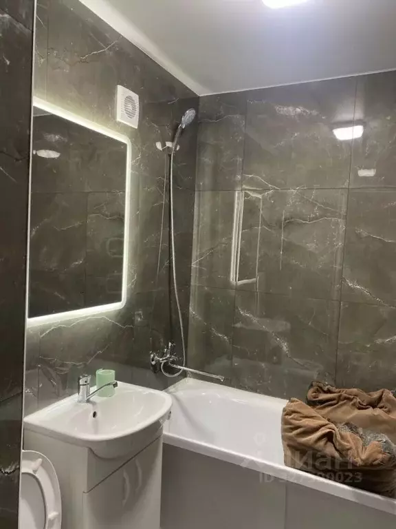 1-к кв. Татарстан, Казань пос. Дербышки, ул. Главная, 71А (30.4 м) - Фото 1