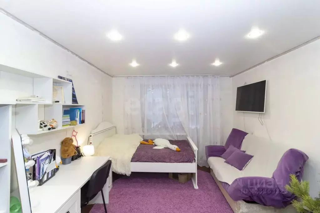 3-к кв. Тюменская область, Тюмень Ставропольская ул., 5 (58.4 м) - Фото 1