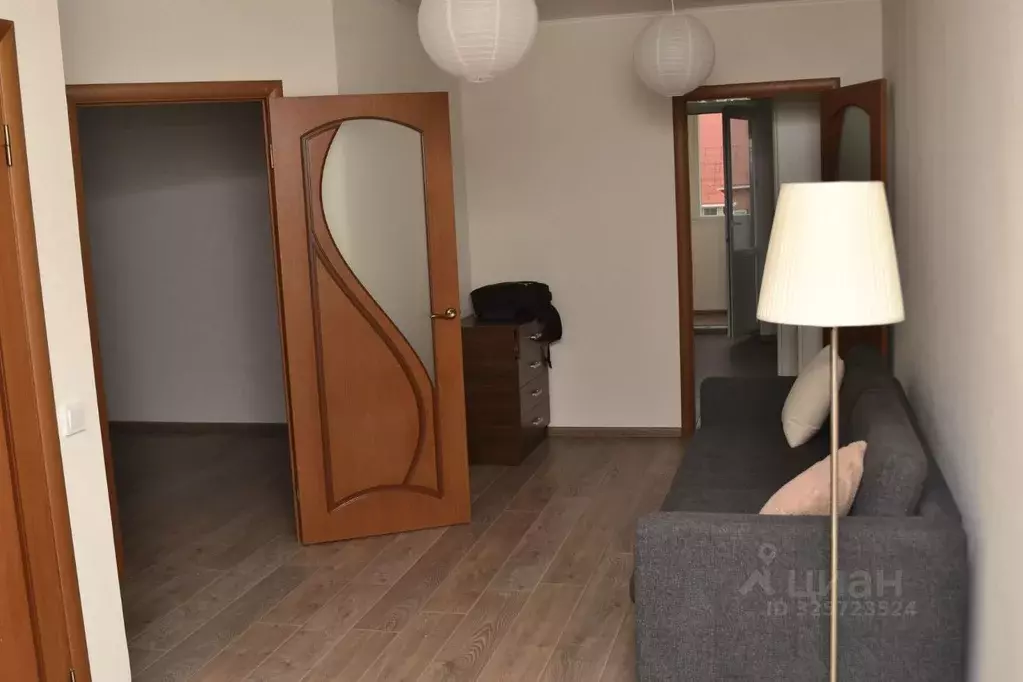 2-к кв. Краснодарский край, Ейск Коммунистическая ул., 21 (68.0 м) - Фото 1