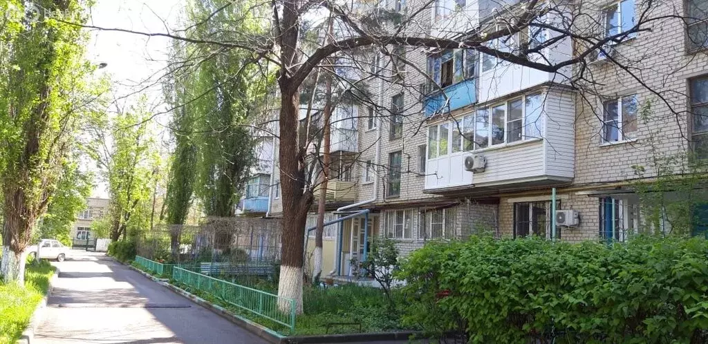 2-комнатная квартира: Минеральные Воды, Советская улица, 46 (45 м) - Фото 1