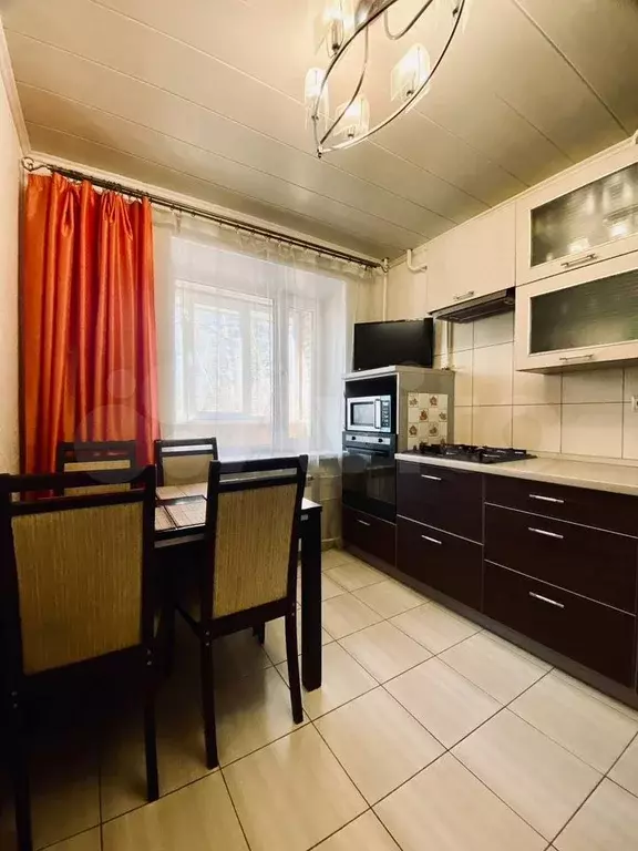1-к. квартира, 37 м, 1/9 эт. - Фото 1