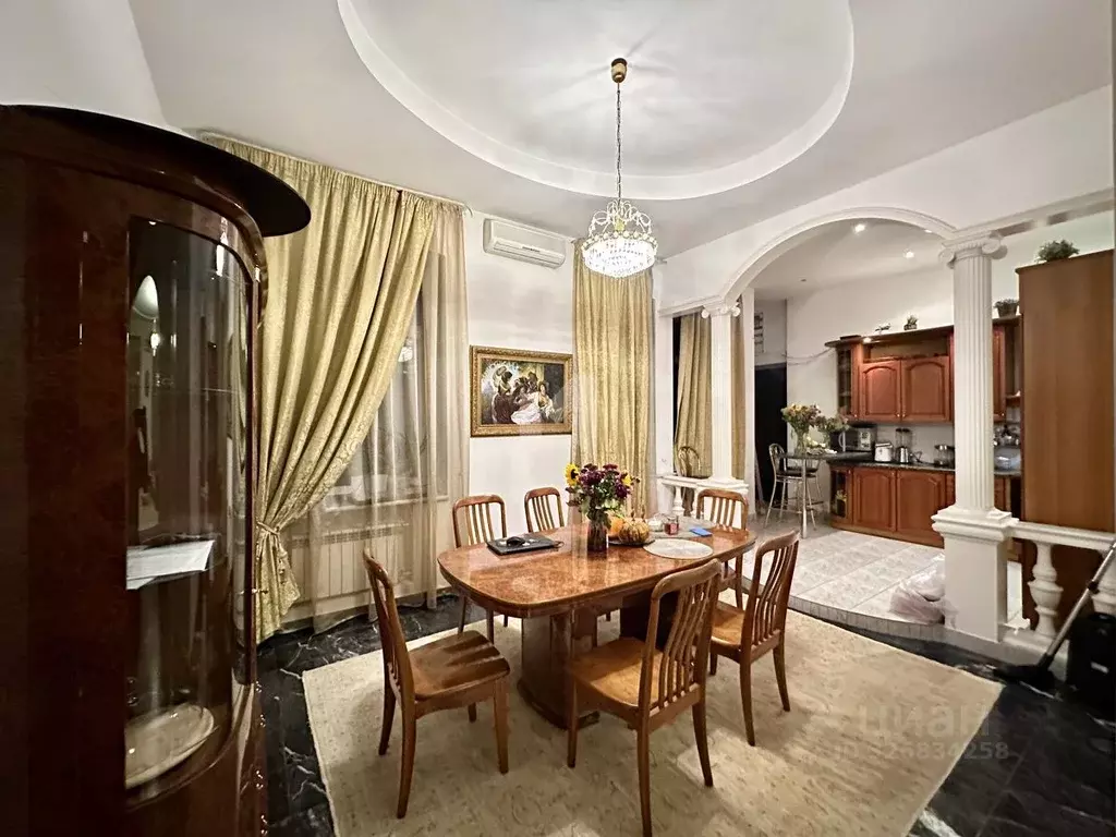 3-к кв. Москва Тверская ул., 12С7 (141.0 м) - Фото 1