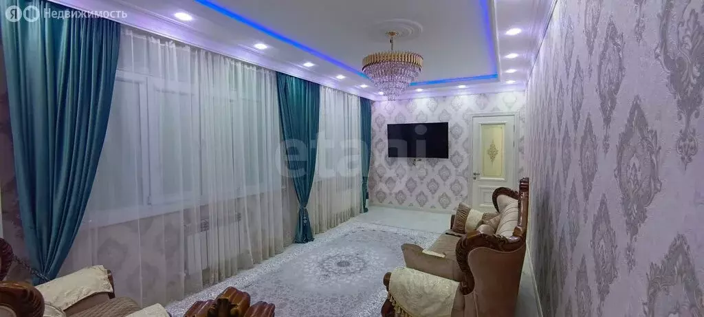 3-комнатная квартира: Махачкала, улица Ушакова, 4Б (129 м) - Фото 2