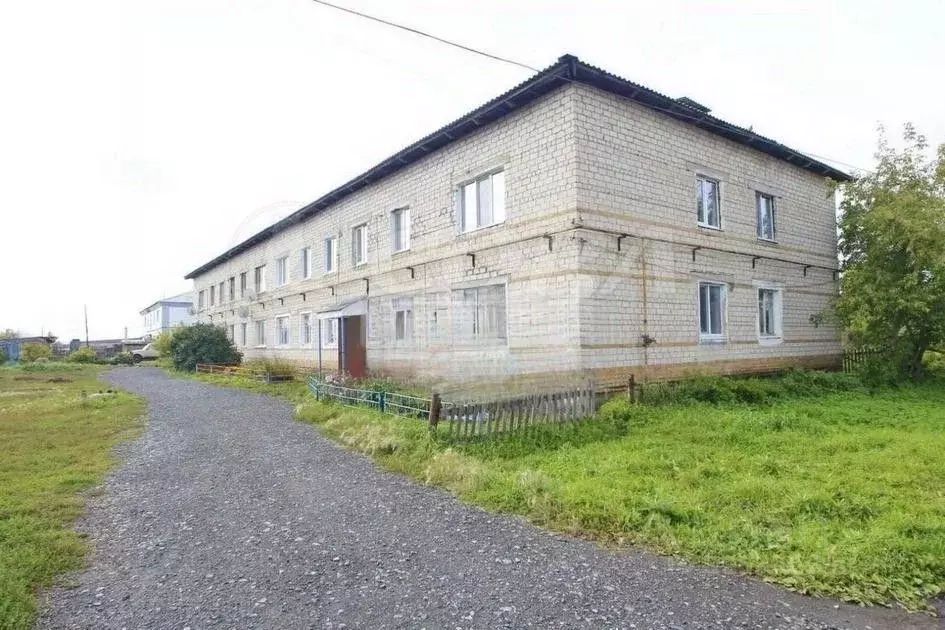 3-к кв. Тюменская область, Ялуторовск ул. Механизаторов, 17 (59.7 м) - Фото 1