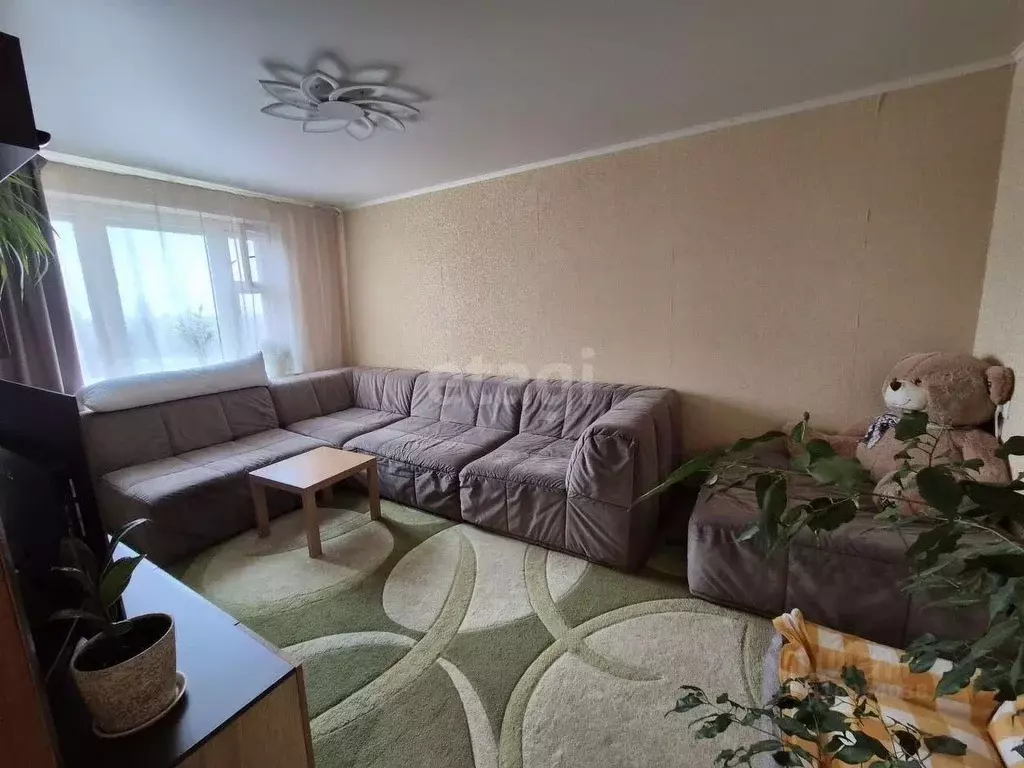 3-к кв. Курская область, Курск просп. Хрущева, 16 (76.8 м) - Фото 0