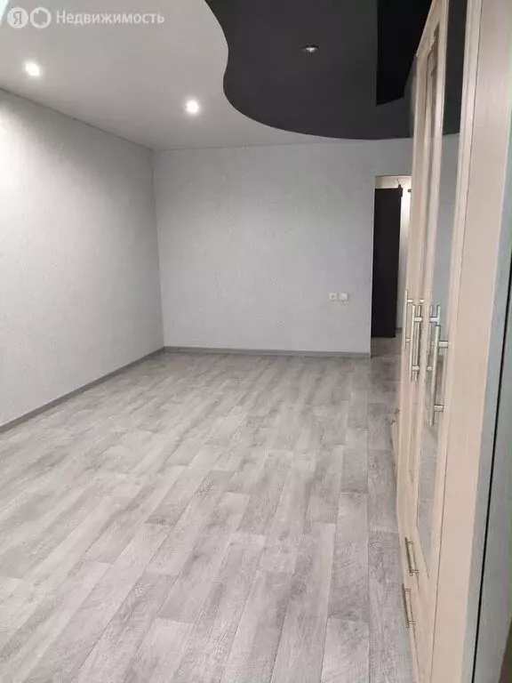 2-комнатная квартира: Бикин, Лесная улица, 15 (50 м) - Фото 1