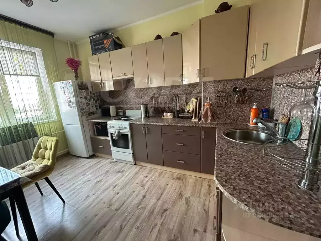 2-к кв. Курганская область, Курган Заозерный жилрайон, 4-й мкр, 9 ... - Фото 1