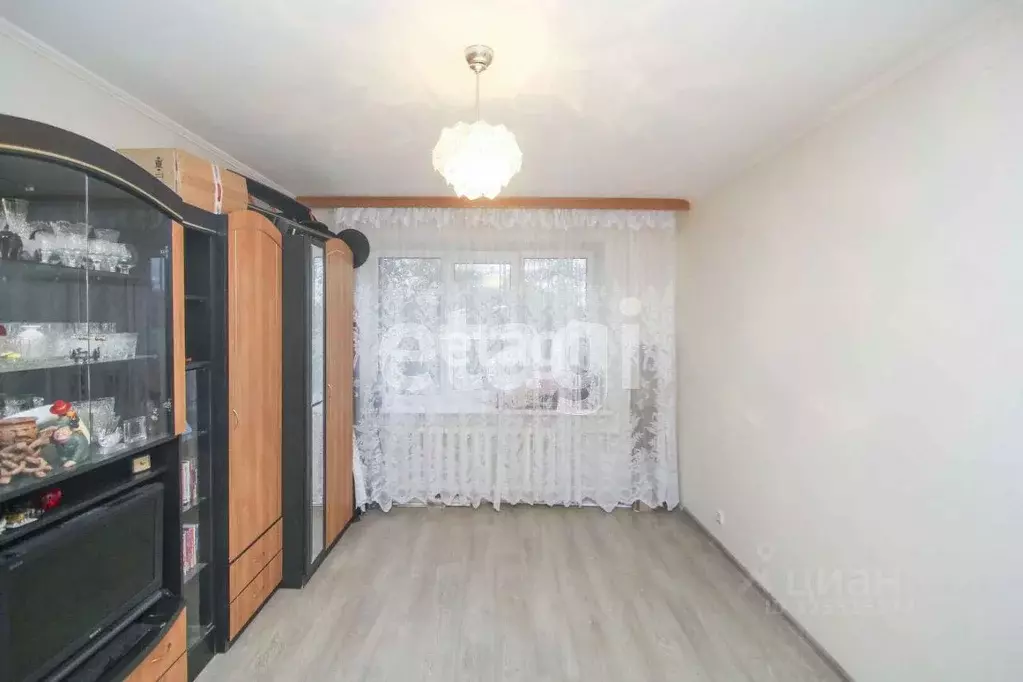 3-к кв. Тюменская область, Тюмень Микрорайон мыс, ул. Маршала ... - Фото 1