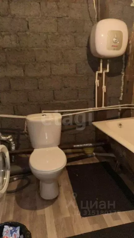 Дом в Оренбургская область, Новосергиевский район, Хуторской ... - Фото 1