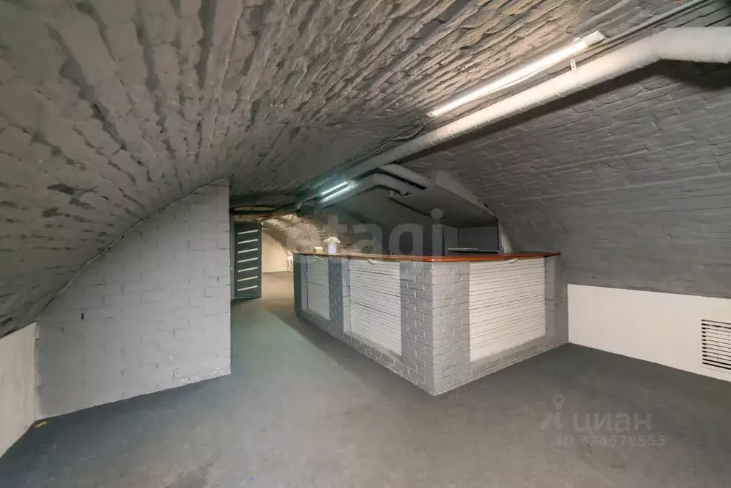 Помещение свободного назначения в Курганская область, Курган ул. ... - Фото 1