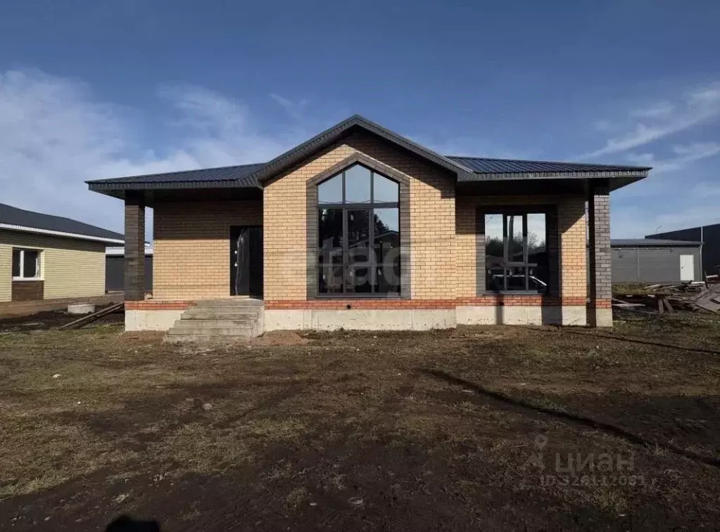 Дом в Башкортостан, Иглинский район, с. Акбердино ул. Валентины ... - Фото 1