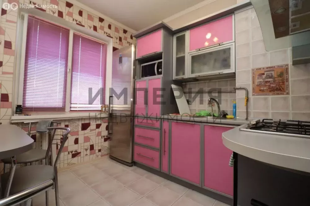 2-комнатная квартира: Симферополь, улица Героев Сталинграда, 27 (50 м) - Фото 2
