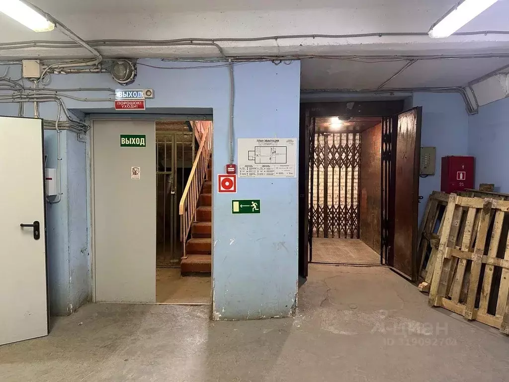 Склад в Московская область, Реутов Фабричная ул., 8 (85 м) - Фото 1