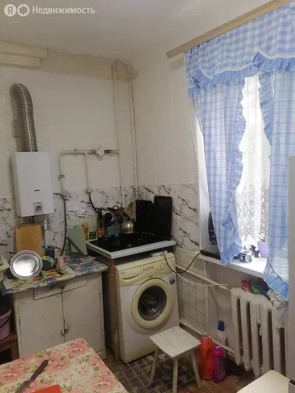 3-комнатная квартира: Каменск-Шахтинский, Заводская улица, 64А (65 м) - Фото 1