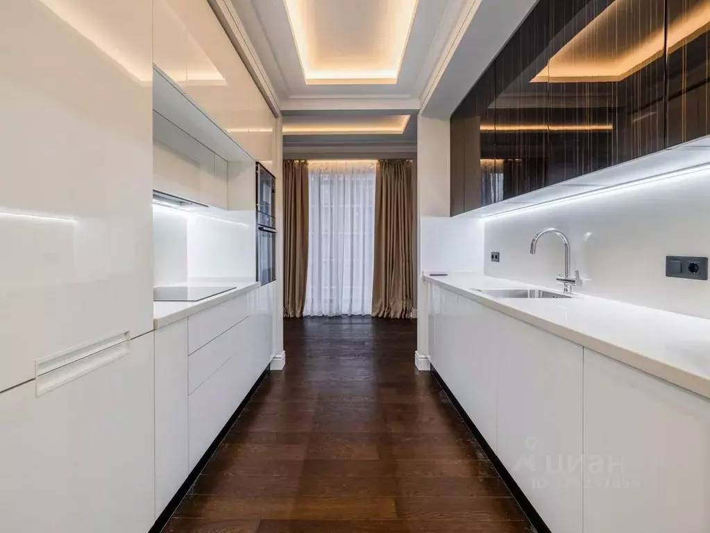 4-к кв. Москва Ленинградский просп., 37/4 (158.3 м) - Фото 1