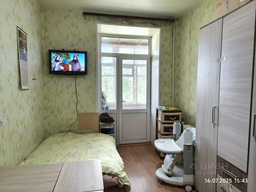 Комната Свердловская область, Екатеринбург ул. Кировградская, 51 (11.0 ... - Фото 0