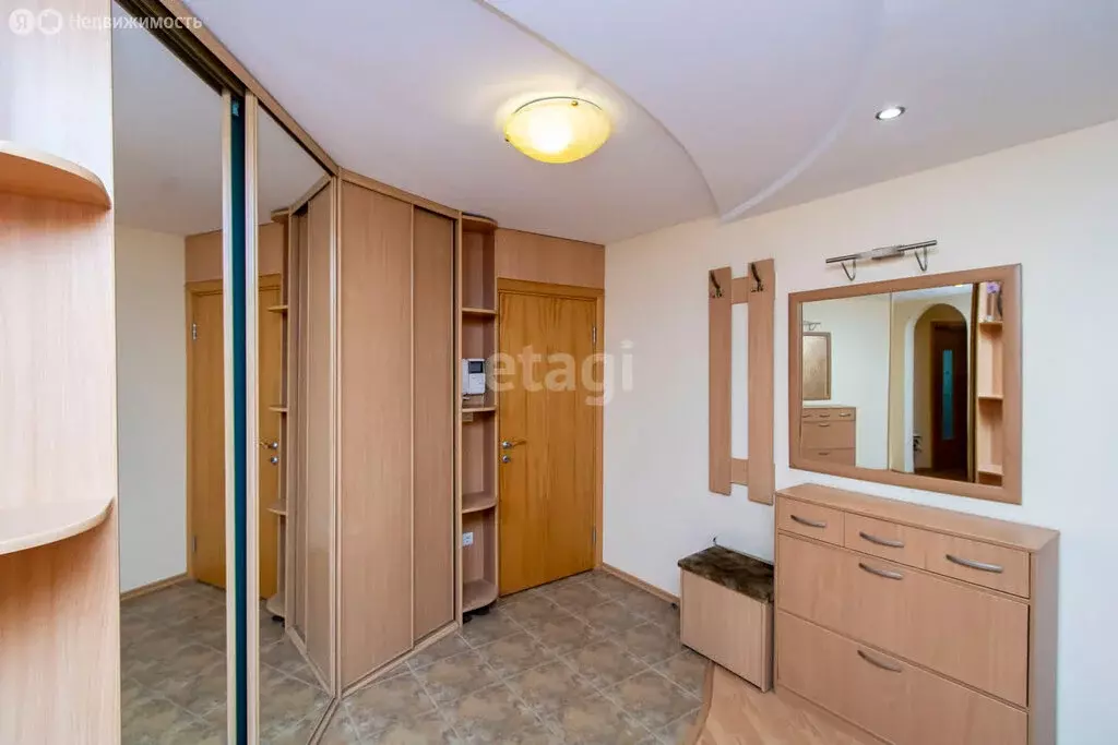 4-комнатная квартира: Тюмень, улица 50 лет Октября, 30 (106.5 м) - Фото 2