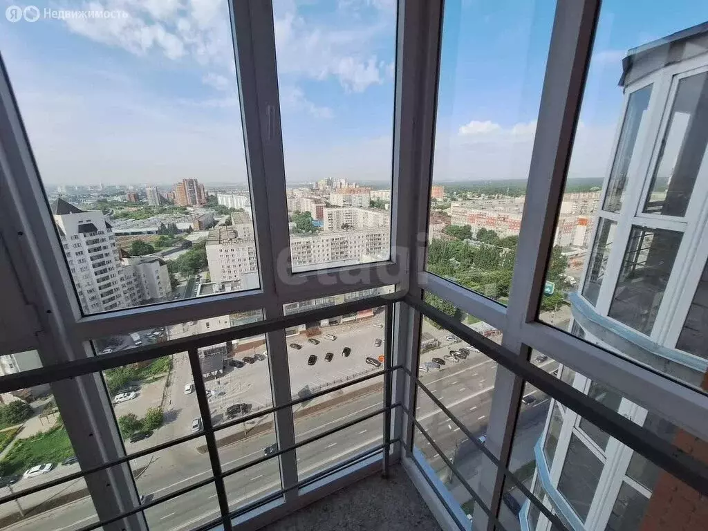 2-комнатная квартира: Новосибирск, улица Дуси Ковальчук, 238 (67 м) - Фото 2