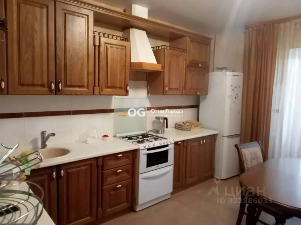 2-к кв. Брянская область, Брянск ул. Романа Брянского, 17 (79.3 м) - Фото 2