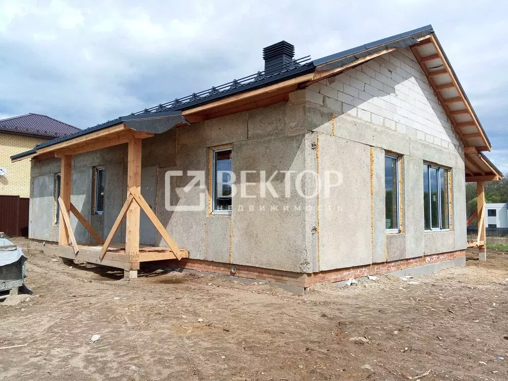 Дом в Ивановский район, Беляницкое сельское поселение, деревня ... - Фото 1