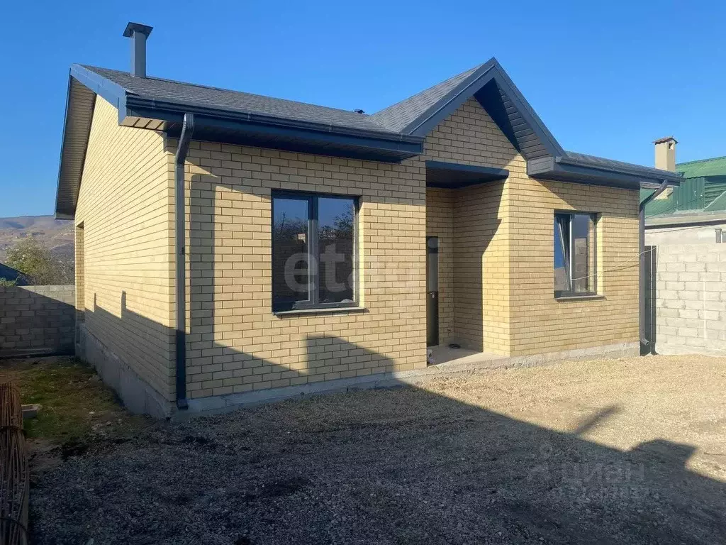 Дом в Ставропольский край, Предгорный муниципальный округ, пос. ... - Фото 1