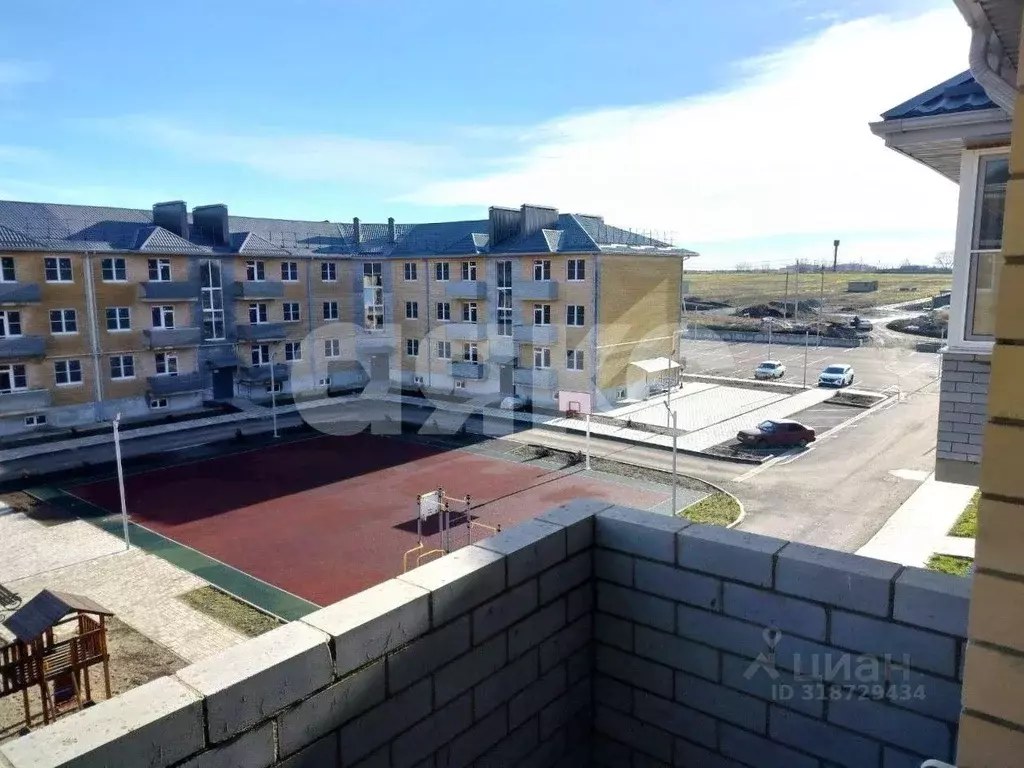 2-к кв. Краснодарский край, Кореновск ул. Таманская, 3к1 (59.65 м) - Фото 0