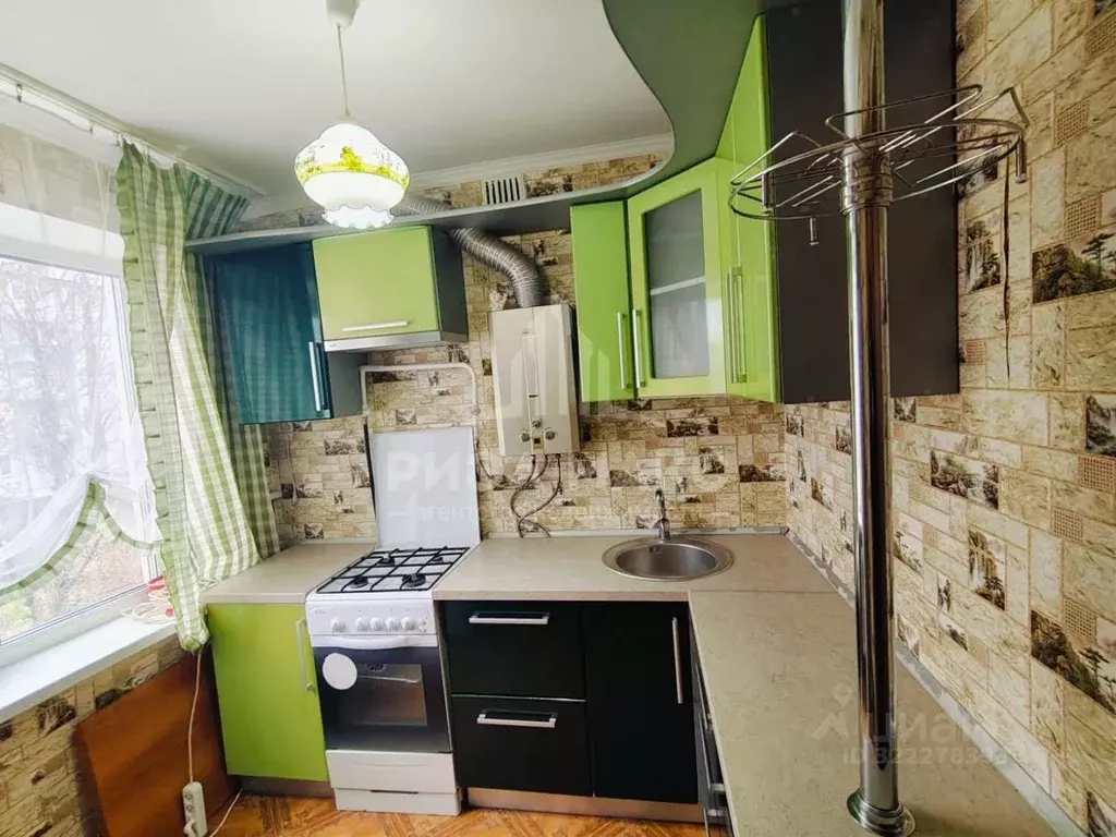 1-к кв. Брянская область, Трубчевск ул. Володарского, 4Г (32.1 м) - Фото 1