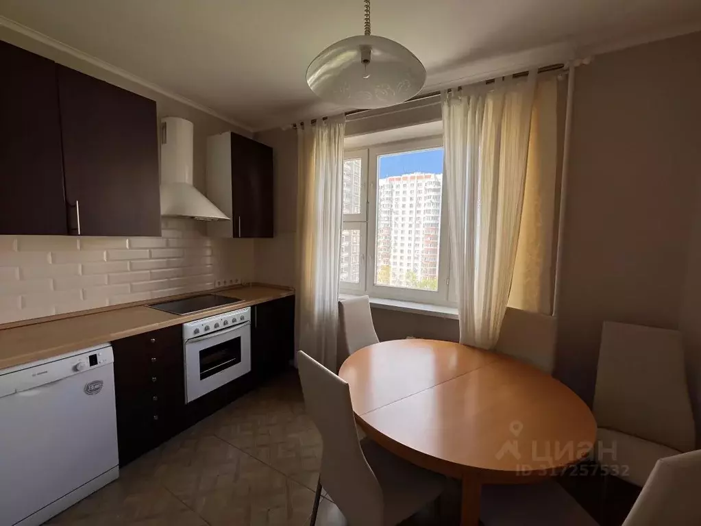 3-к кв. Москва ул. Академика Волгина, 14К3 (78.3 м) - Фото 0