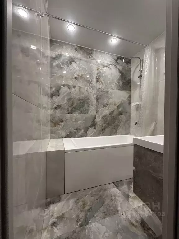 2-к кв. Ленинградская область, Мурино Всеволожский район, ул. ... - Фото 2