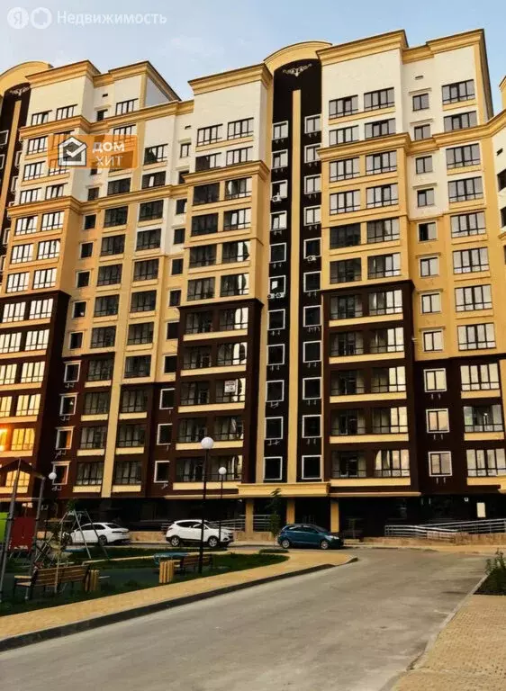 1-комнатная квартира: село Мирное, улица Крымской Весны, 13к1 (40 м) - Фото 0
