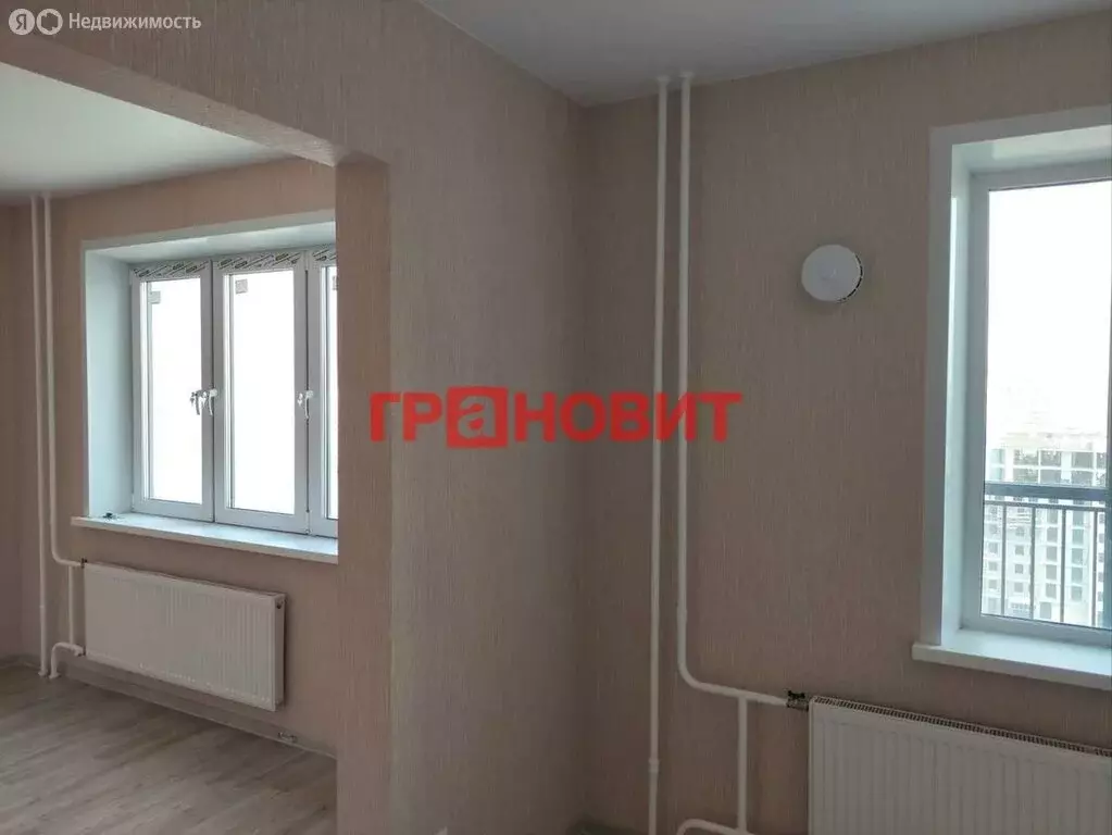 Квартира-студия: Новосибирск, улица Титова, 255/1 (32 м) - Фото 1