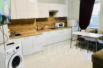 3-к кв. Удмуртия, Ижевск ул. 40 лет Победы, 69 (70.0 м) - Фото 0