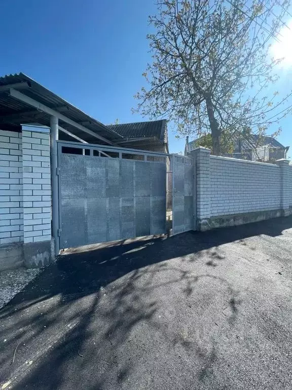 Дом в Ставропольский край, Пятигорск городской округ, пос. Свободы ул. ... - Фото 0