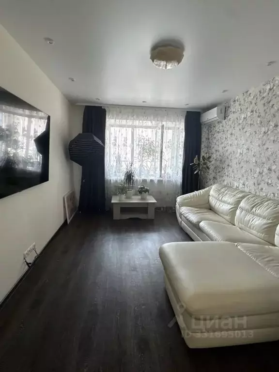 2-к кв. Марий Эл, Йошкар-Ола ул. Петрова, 30 (61.0 м) - Фото 1