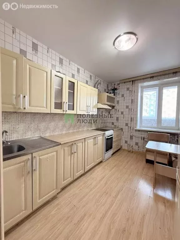 1-комнатная квартира: Ижевск, улица Зои Космодемьянской, 15 (33.7 м) - Фото 1