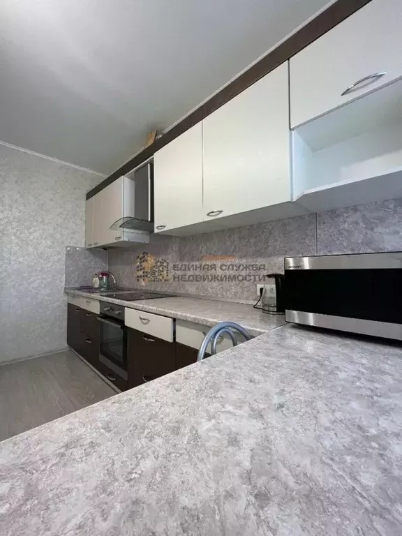 2-к кв. Башкортостан, Уфа Коммунистическая ул. (56.0 м) - Фото 1