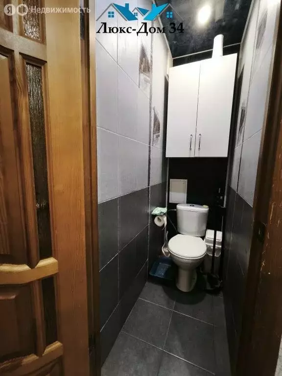 4-комнатная квартира: Волгоград, Пролетарская улица, 45 (69.7 м) - Фото 0