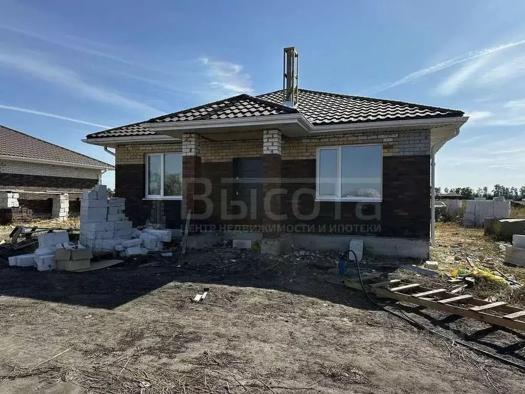 Дом в Воронежская область, с. Новая Усмань, Соловьиный мкр  (100 м) - Фото 2