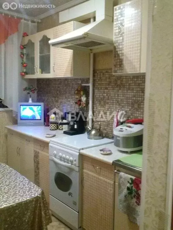 3-комнатная квартира: Коломна, улица Девичье Поле, 11 (59.5 м) - Фото 1