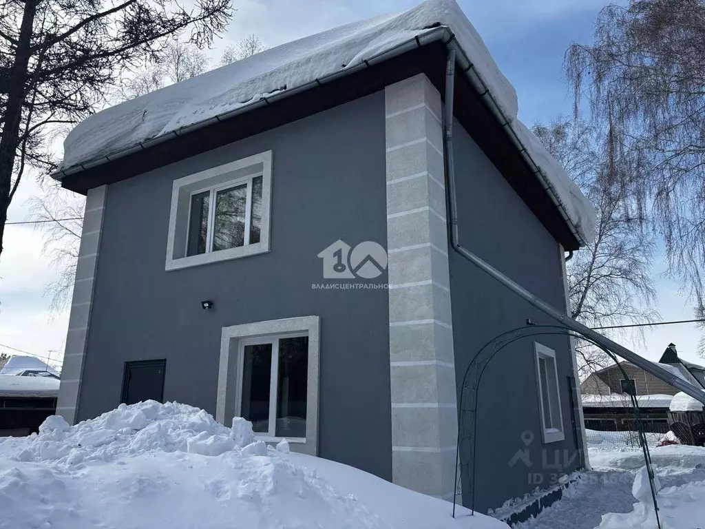 Дом в Новосибирская область, Бердск Большевистская ул., 33 (124 м) - Фото 1